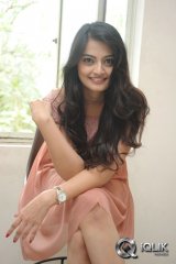 Nikitha Narayan at Ladies and Gentlemen Movie Song Launch